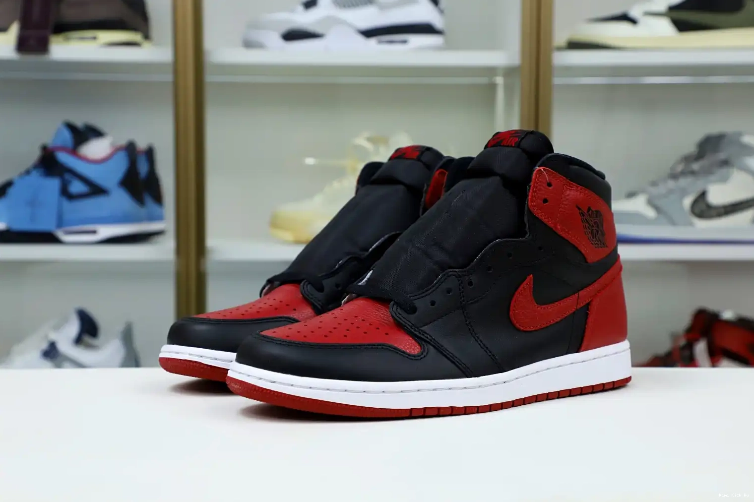HIGH 'BRED' JORDAN Kimikick 1 OG AIR RETRO 0704